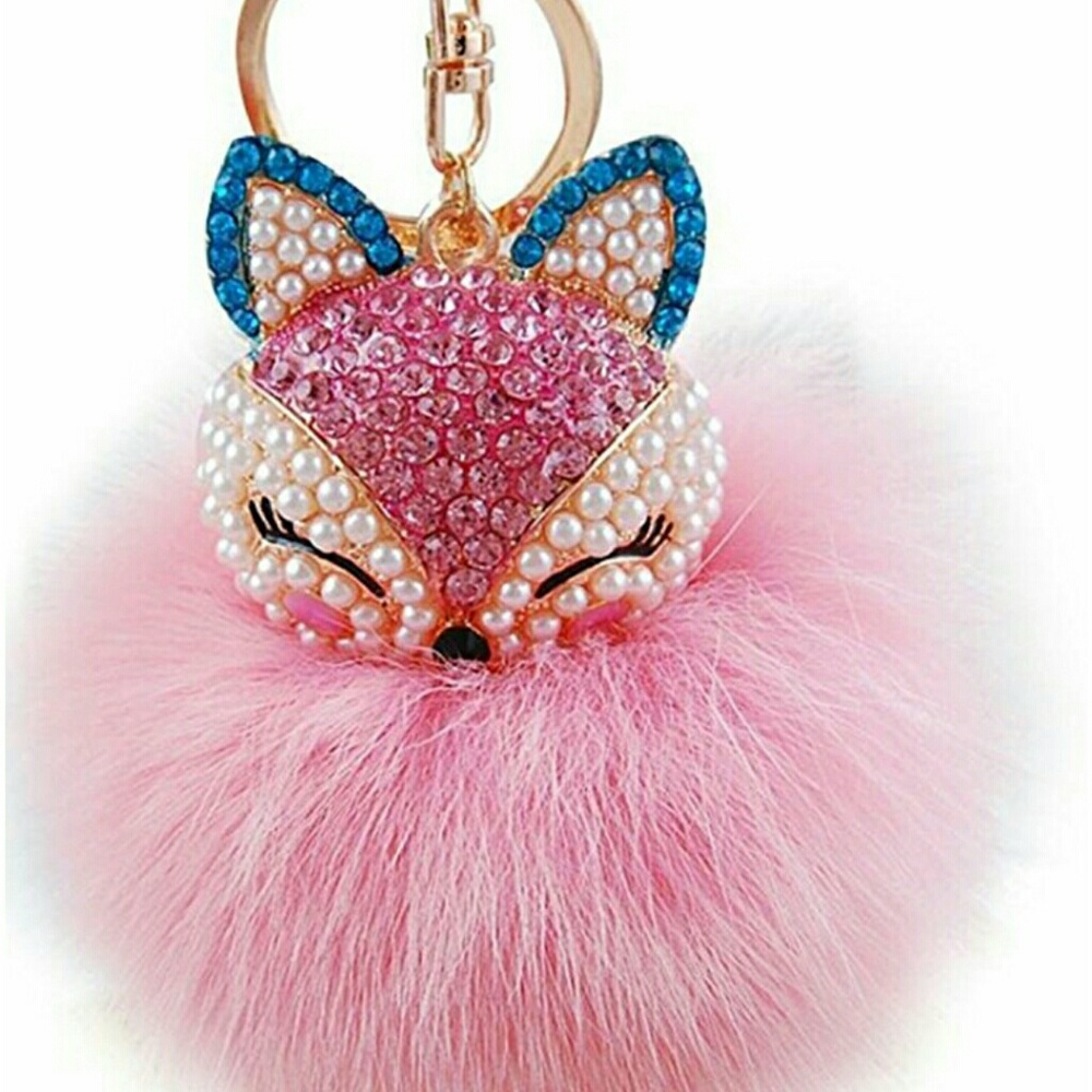 NWT WHITE AND PINK CAT WITH PUFF BALL KEYCHAIN